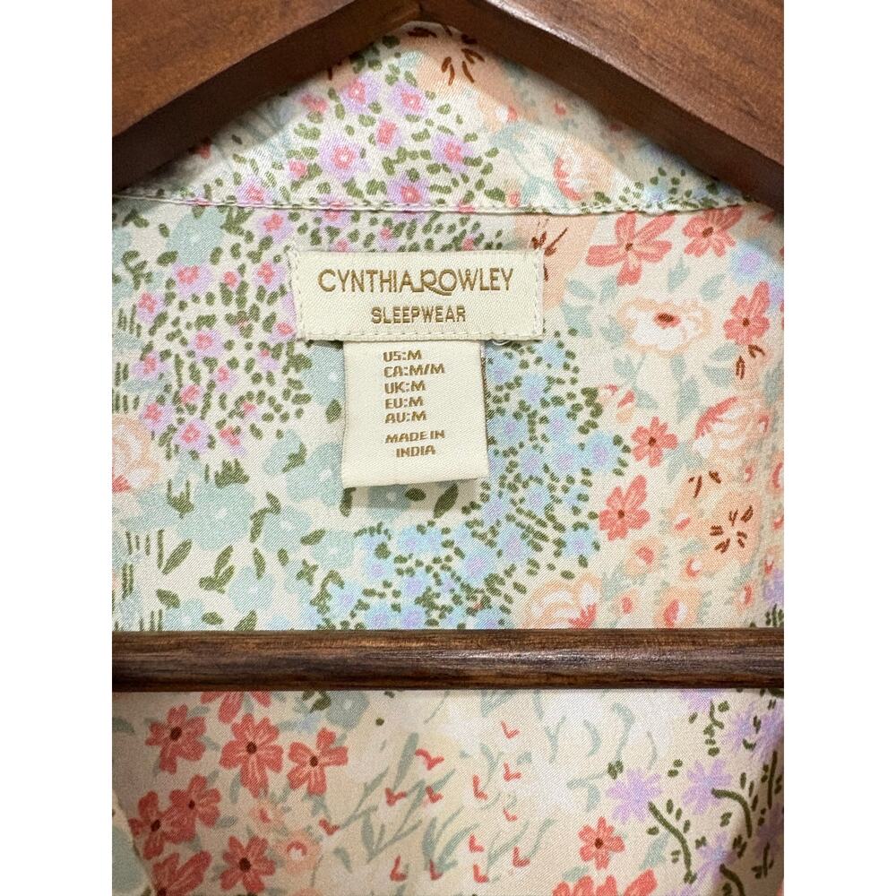 Cynthia Rowley Womens M Floral Satin Pajama Set Button Top Shorts Sleepwear - Picture 6 of 11